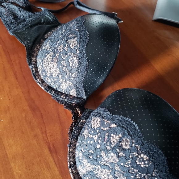 Victoria Secret faux leather bra - Picture 2 of 5